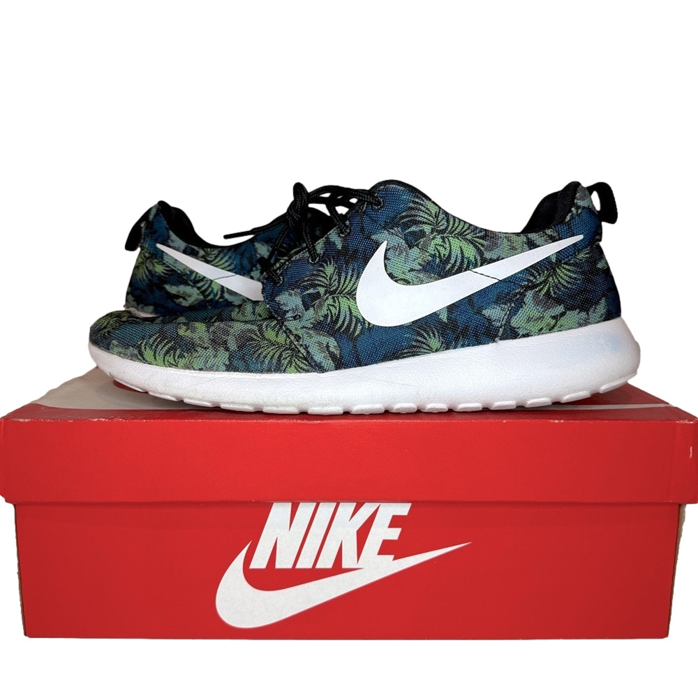 Nike Roshe Run Floral Print Size 11 Men’s